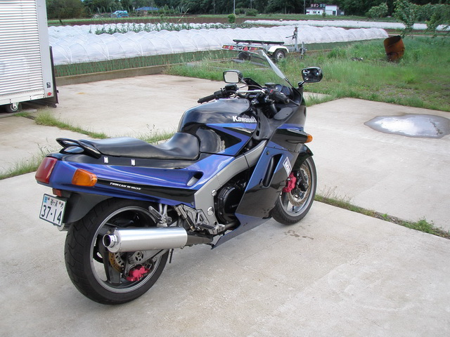 Купить мотоцикл Kawasaki ZZ-R1100-1 1990 фото 7